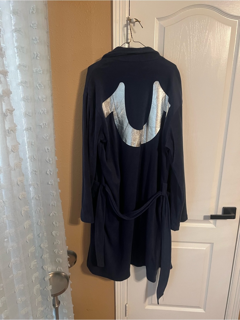 New True Religion robe and slipper set sz large